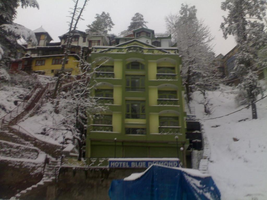 Hotel Blue Diamond Shimla Exteriör bild