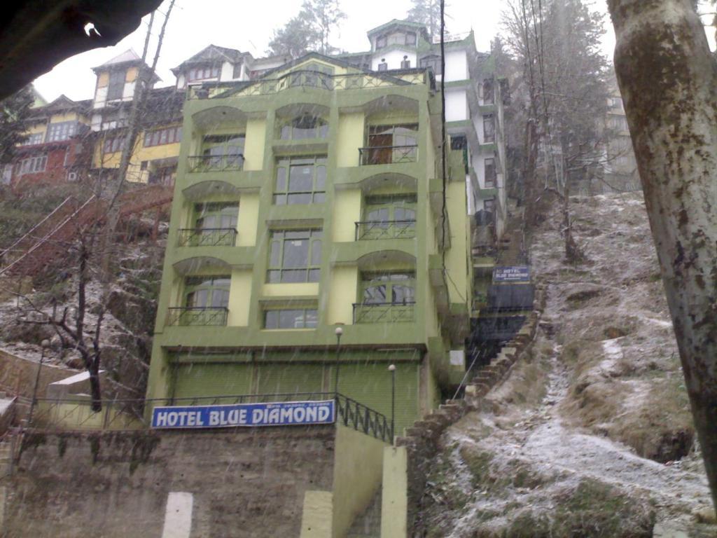 Hotel Blue Diamond Shimla Exteriör bild